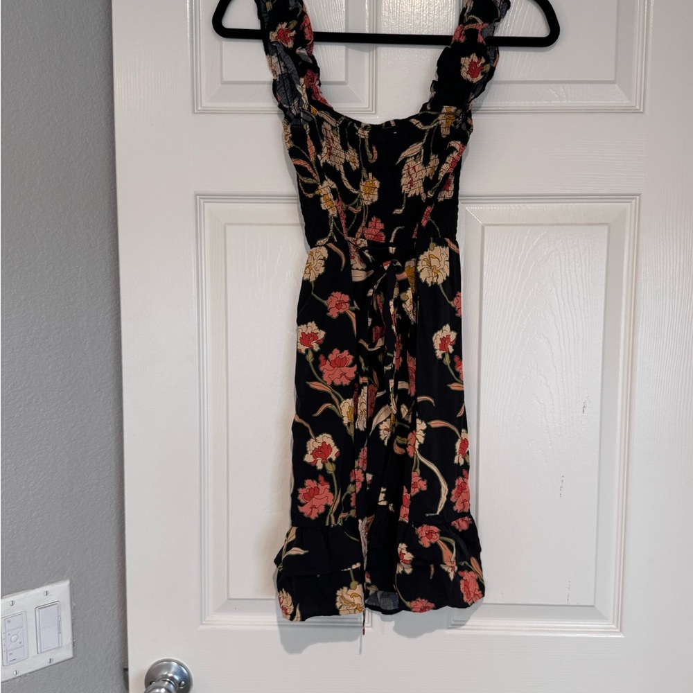 Floral Dress - Picture 8 of 9